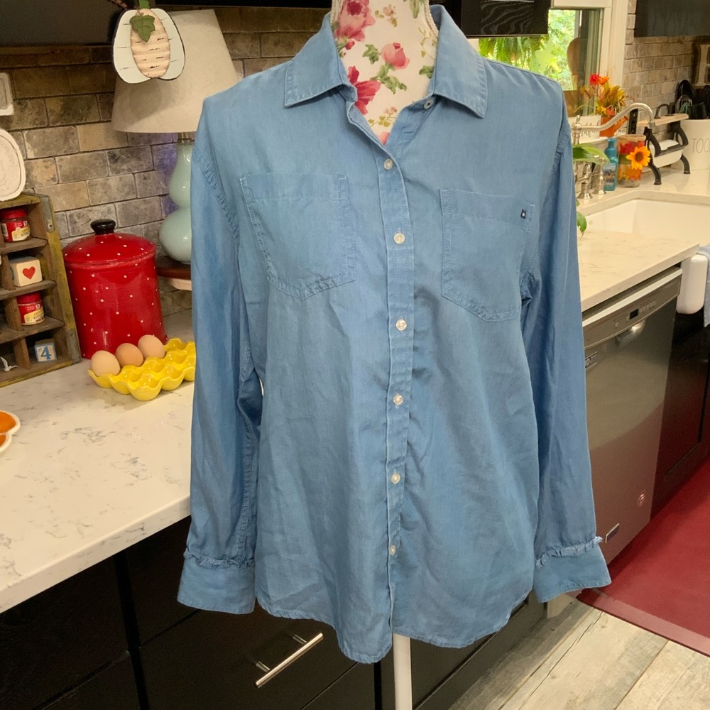 Crown & Ivy Womens Sz S Denim Chambray Shirt Blue Jean Button Up Preppy Ruffle
